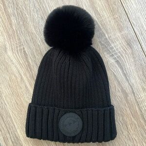Canada Goose knit beanie with velvet inside and faux fur pom